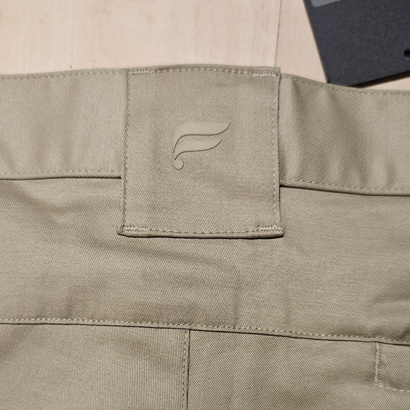 Fabletics The High Side Chino Khaki Tan Pants (Modern Classic Fit) 40×32 NWT - Picture 7 of 11
